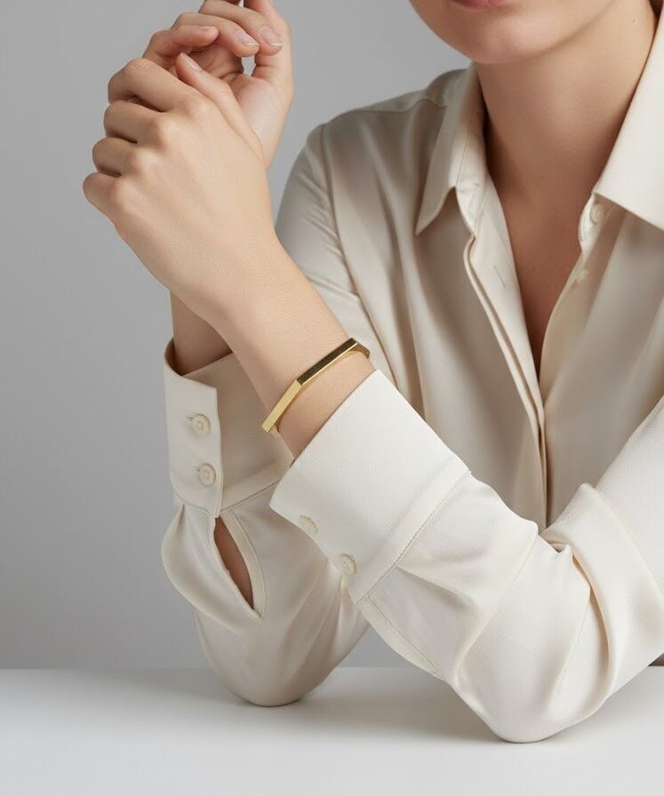 Vektör 14 Ayar Altın Kelepçe