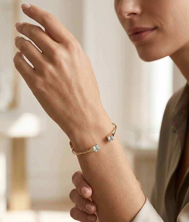 Yeşil Taşlı 14 Ayar Altın Kelepçe