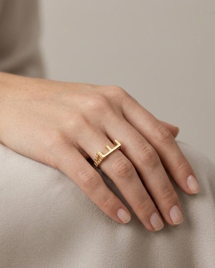 E Harfi 14 Ayar Altın Yüzük