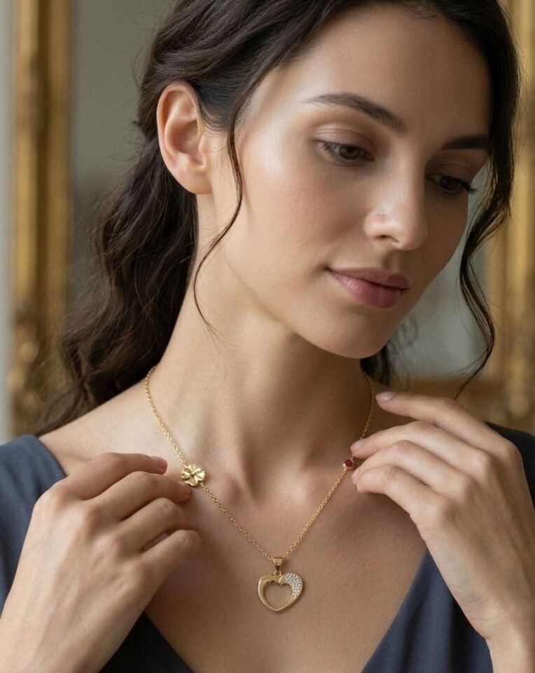 Kalp Taşlı 14 Ayar Altın Kolye