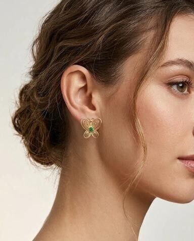 Kelebek Figürlü 14 Ayar Altın Küpe